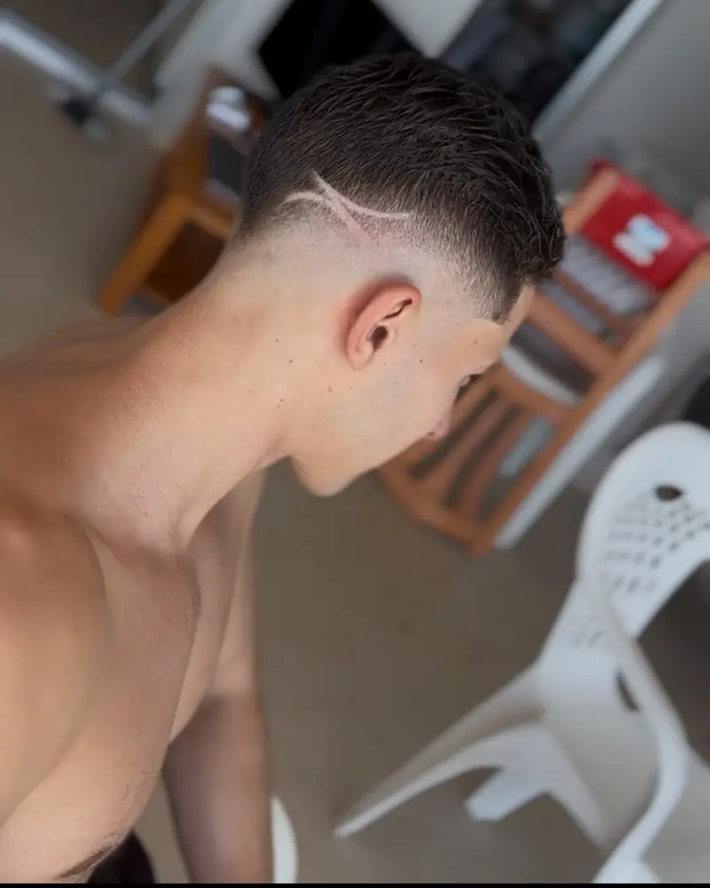 Fade con línea de diseño, corte real de WestSide
